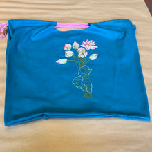 Load image into Gallery viewer, LOTUS