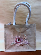 Load image into Gallery viewer, ARTISTIC FLOWER