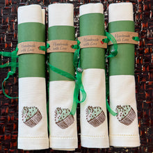 Tải hình ảnh vào trình xem Thư viện, BÁNH CUPCAKE - SÔ CÔ LA BẠC HÀ