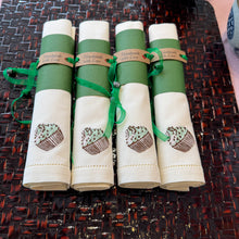 Tải hình ảnh vào trình xem Thư viện, BÁNH CUPCAKE - SÔ CÔ LA BẠC HÀ