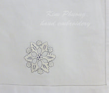 Tải hình ảnh vào trình xem Thư viện, Bông tuyết - Trắng