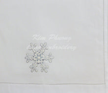 Tải hình ảnh vào trình xem Thư viện, Bông tuyết - Trắng