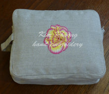 Load image into Gallery viewer, CARNATION - YELLOW