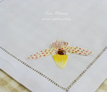 Tải hình ảnh vào trình xem Thư viện, HOA LAN - VÀNG