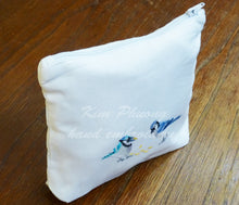 Load image into Gallery viewer, BLUEJAY EATING SEEDS