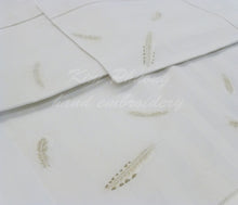 Load image into Gallery viewer, FEATHERS WHITE-SILVER