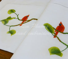 Load image into Gallery viewer, CARDINAL GREEN LEAVES