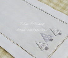 Load image into Gallery viewer, XMAS TREE 3