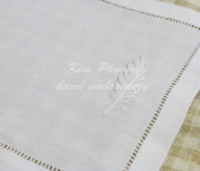 Charger l'image dans la galerie, FEATHER