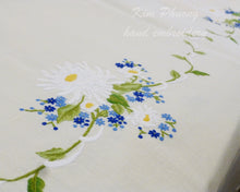 Charger l'image dans la galerie, CHRYSANTHEMUM - WHITE