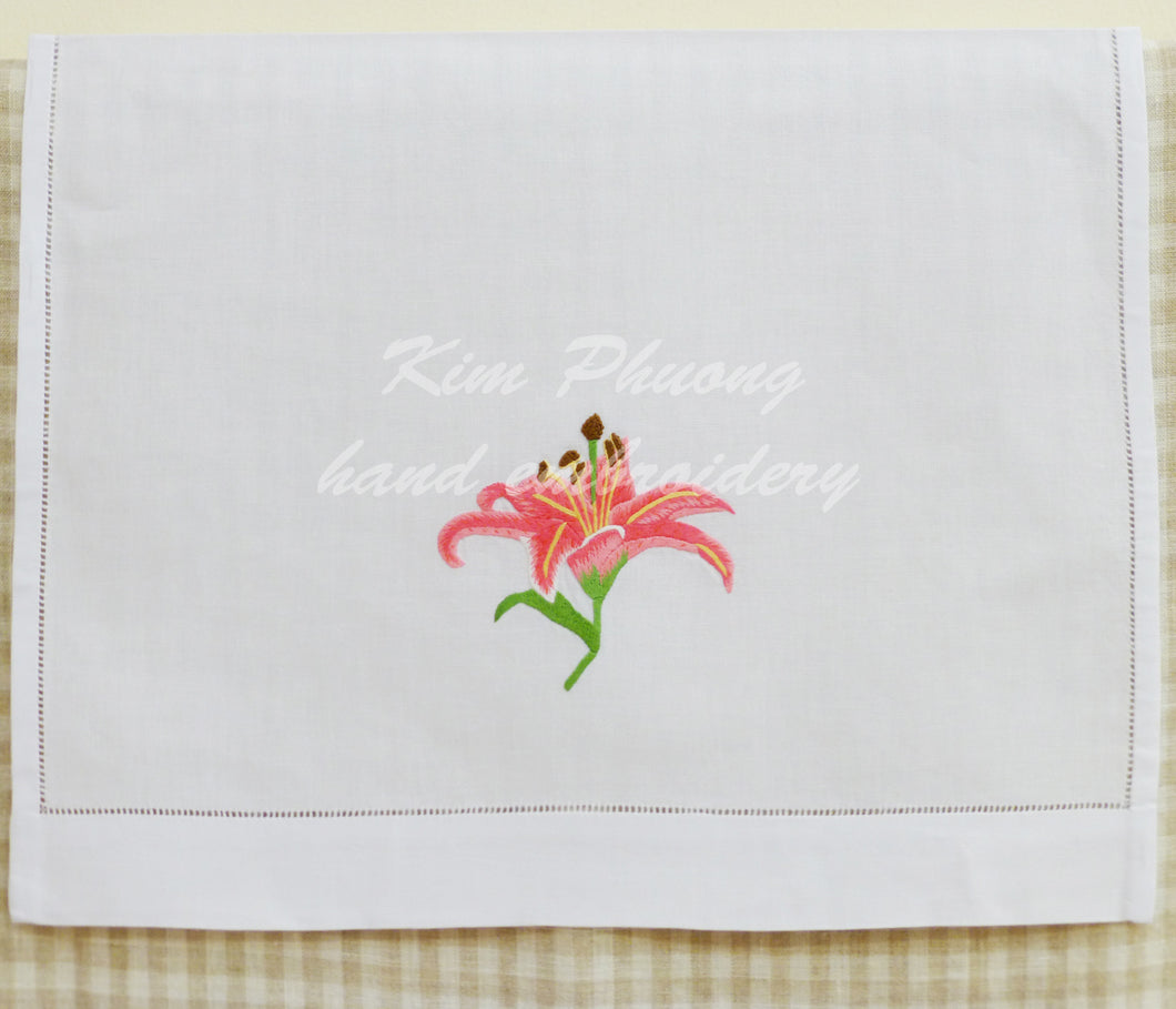 LILY - PINK