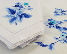 Load image into Gallery viewer, HYDRANGEA - BLUE LEAVES
