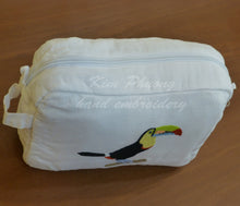 Charger l&#39;image dans la galerie, TOUCAN BIRD
