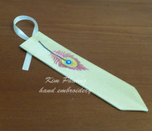 Charger l&#39;image dans la galerie, FEATHER
